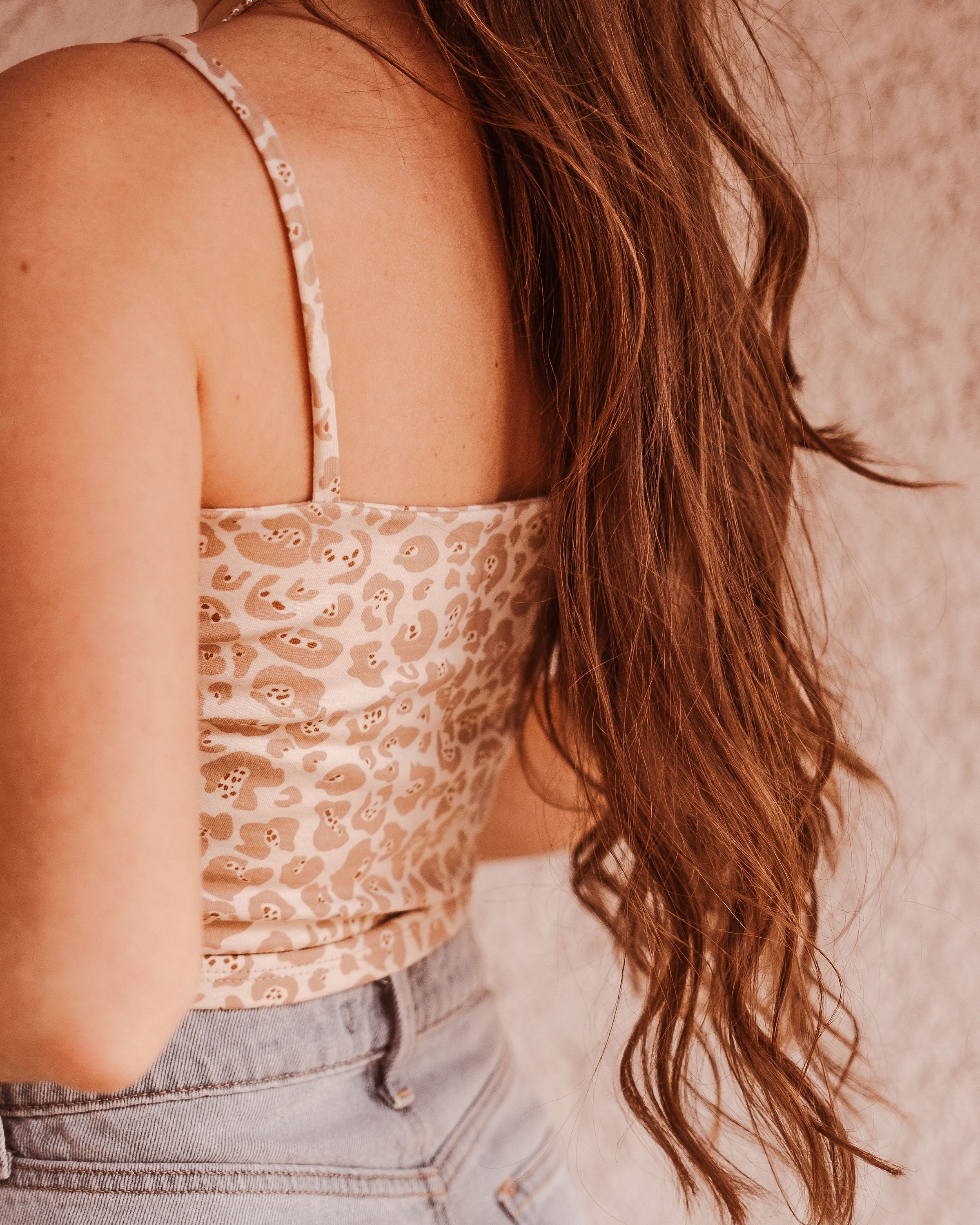 Bauchfreies Basic Top nähen - Schnittmuster EMILY zweilagig verarbeitet
