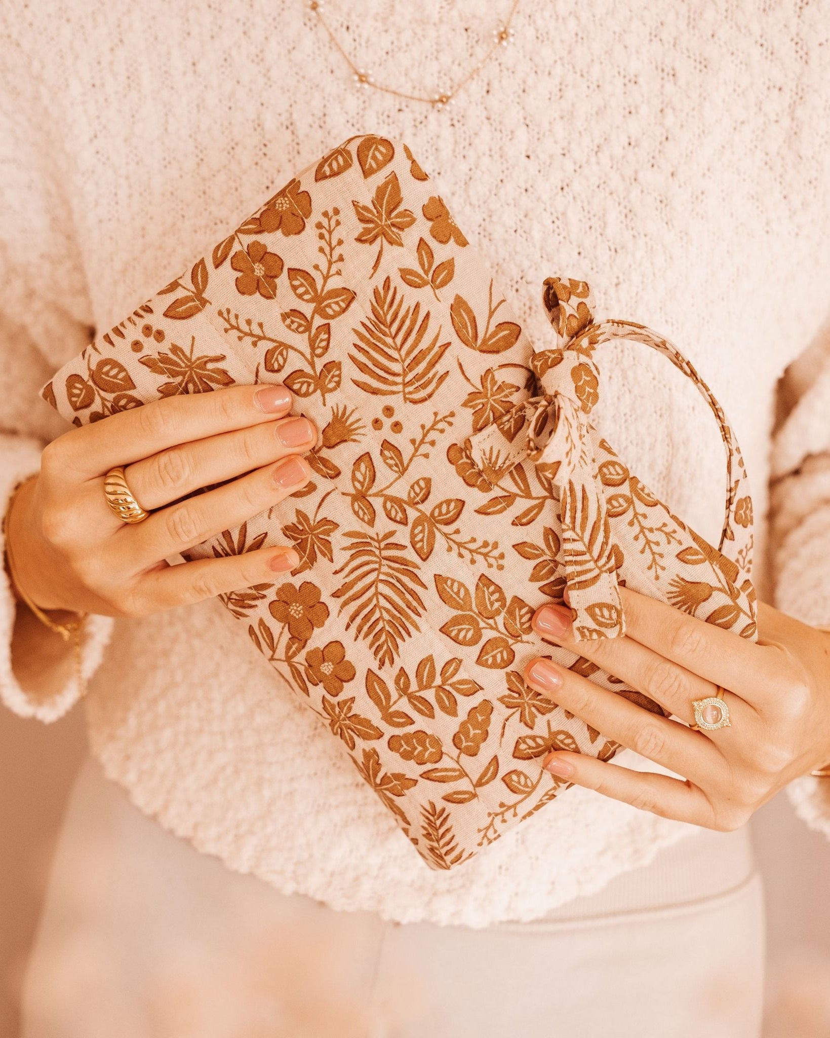 Buchtasche nähen Schnittmuster für DIN A5 Bücher und Hefte